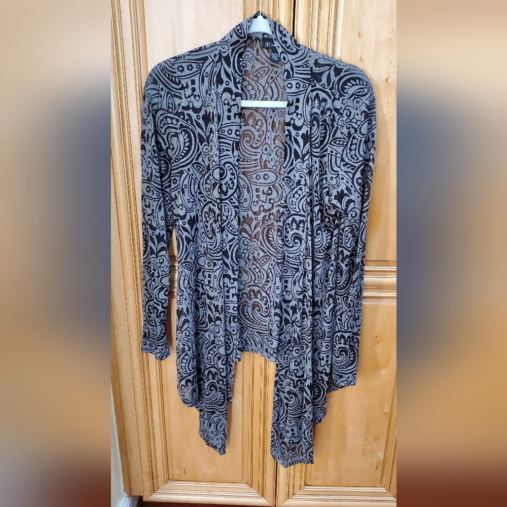 INC Long sleeve light weight cardigan